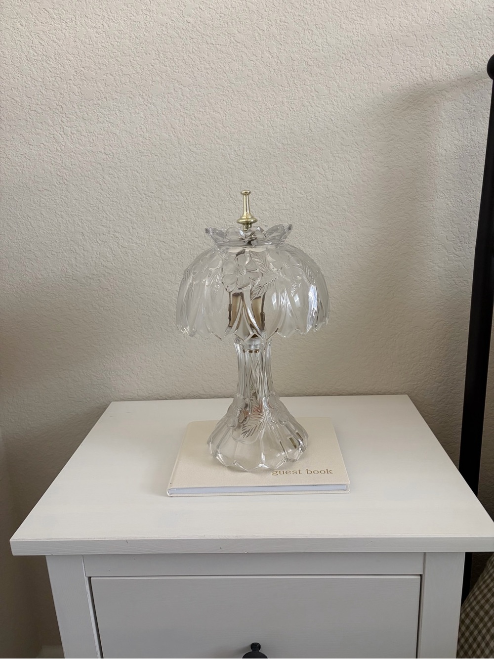 Crystal Table Lamp with Fleurons and Brass Finial - Clear